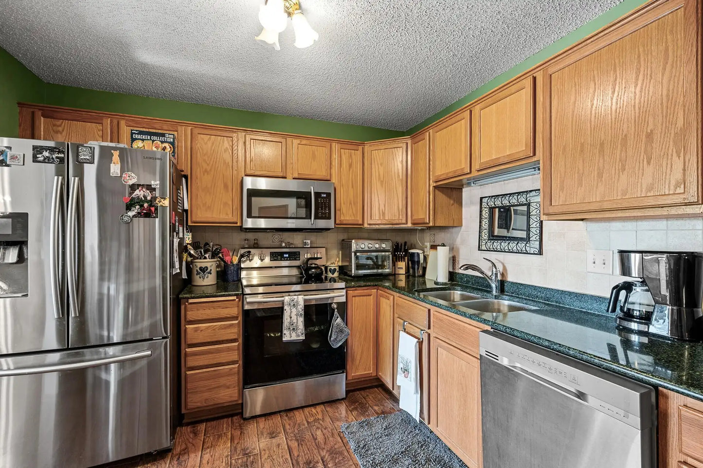 2231 Penn Place, North Saint Paul, MN 55109
