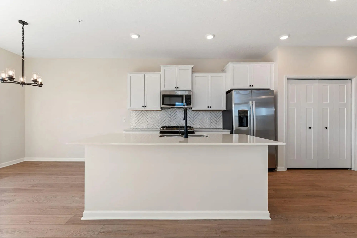 13671 Pine Drive, Rogers, MN 55374