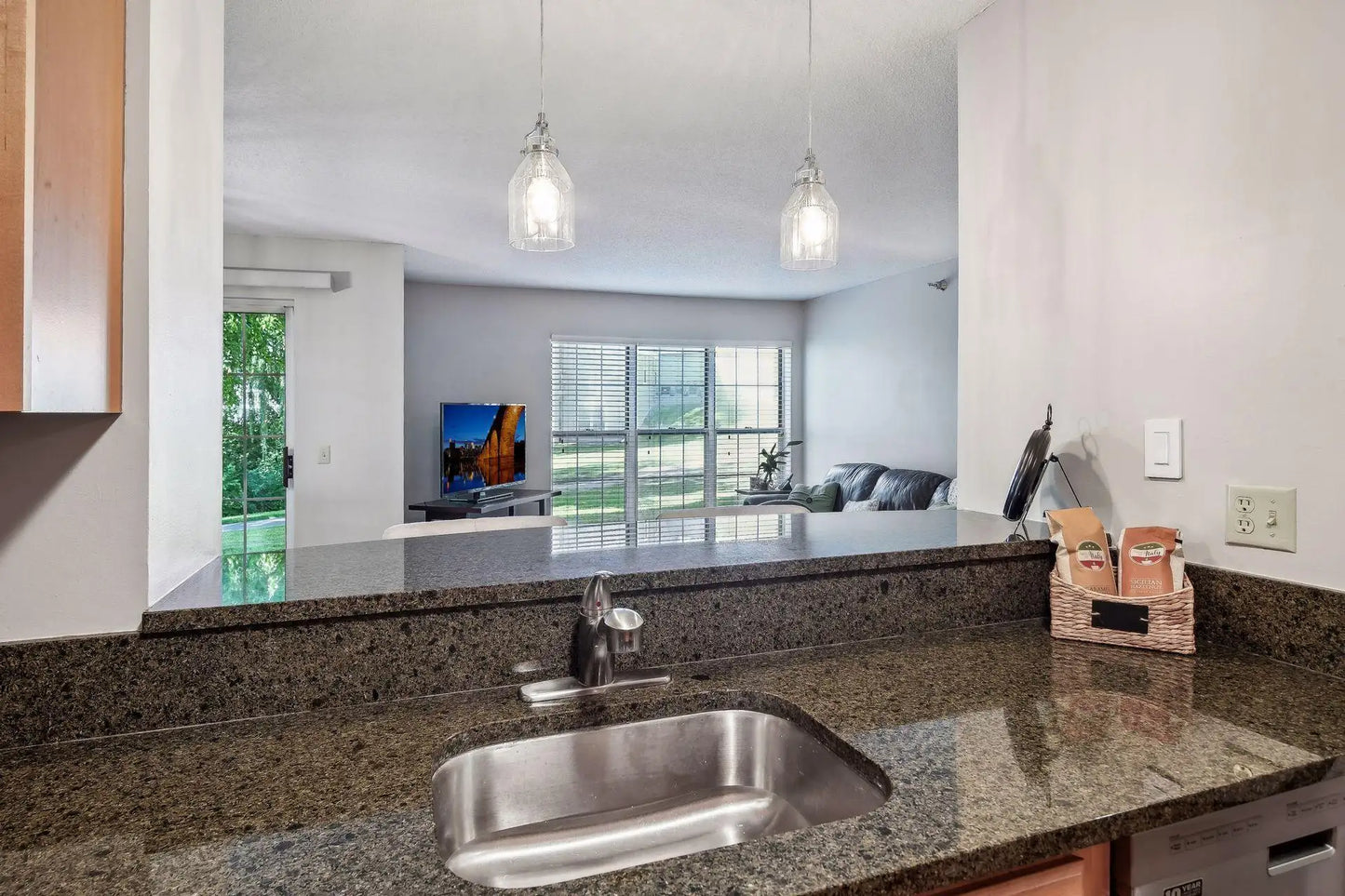 5988 Chasewood Parkway, Minnetonka, MN 55343