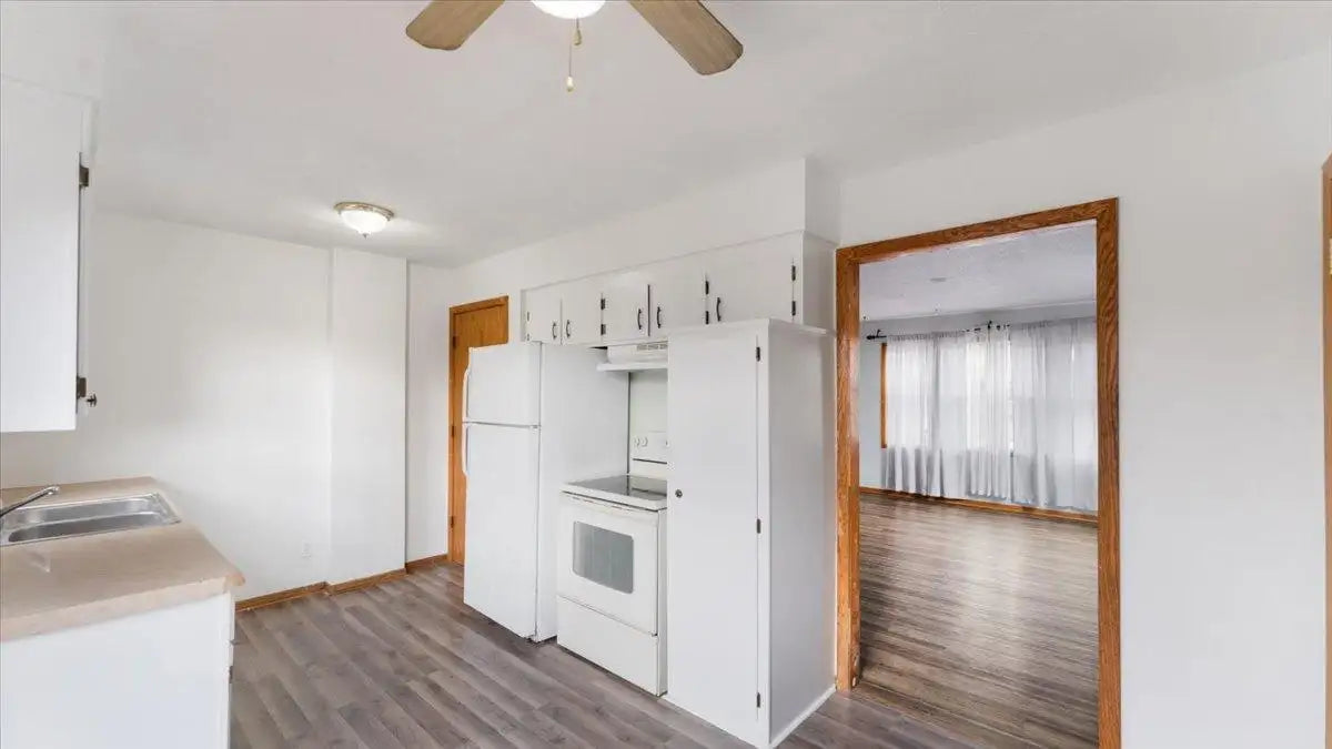 1525 Clarence Street, Saint Paul, MN 55106