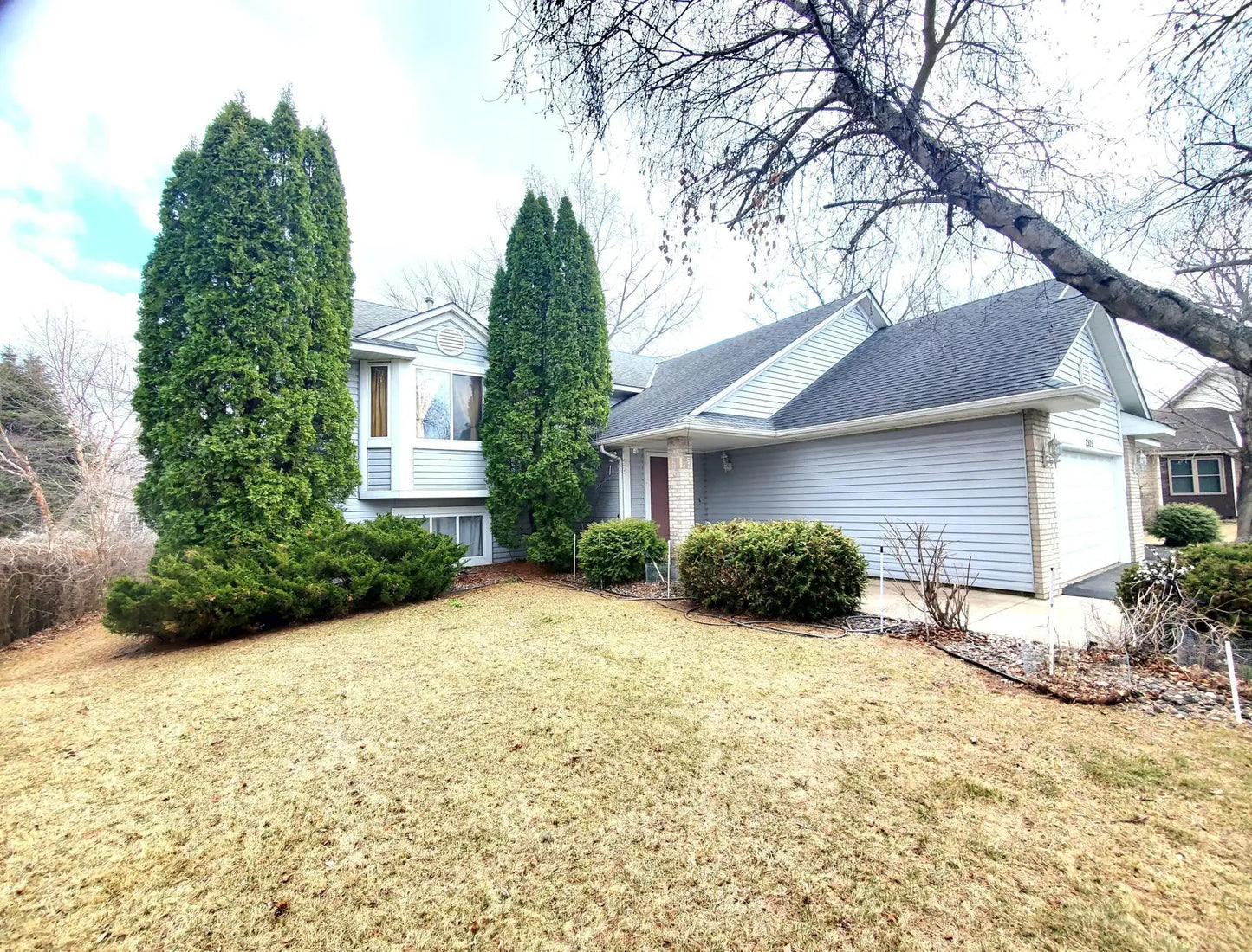 2525 Edinbrook Terrace, Brooklyn Park, MN 55443