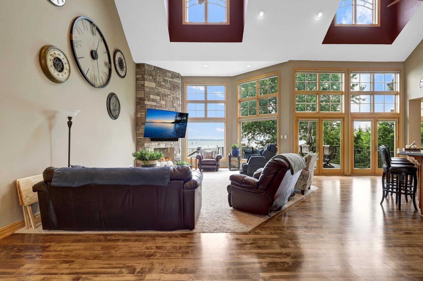 22620 Hayward Avenue, Forest Lake, MN 55025