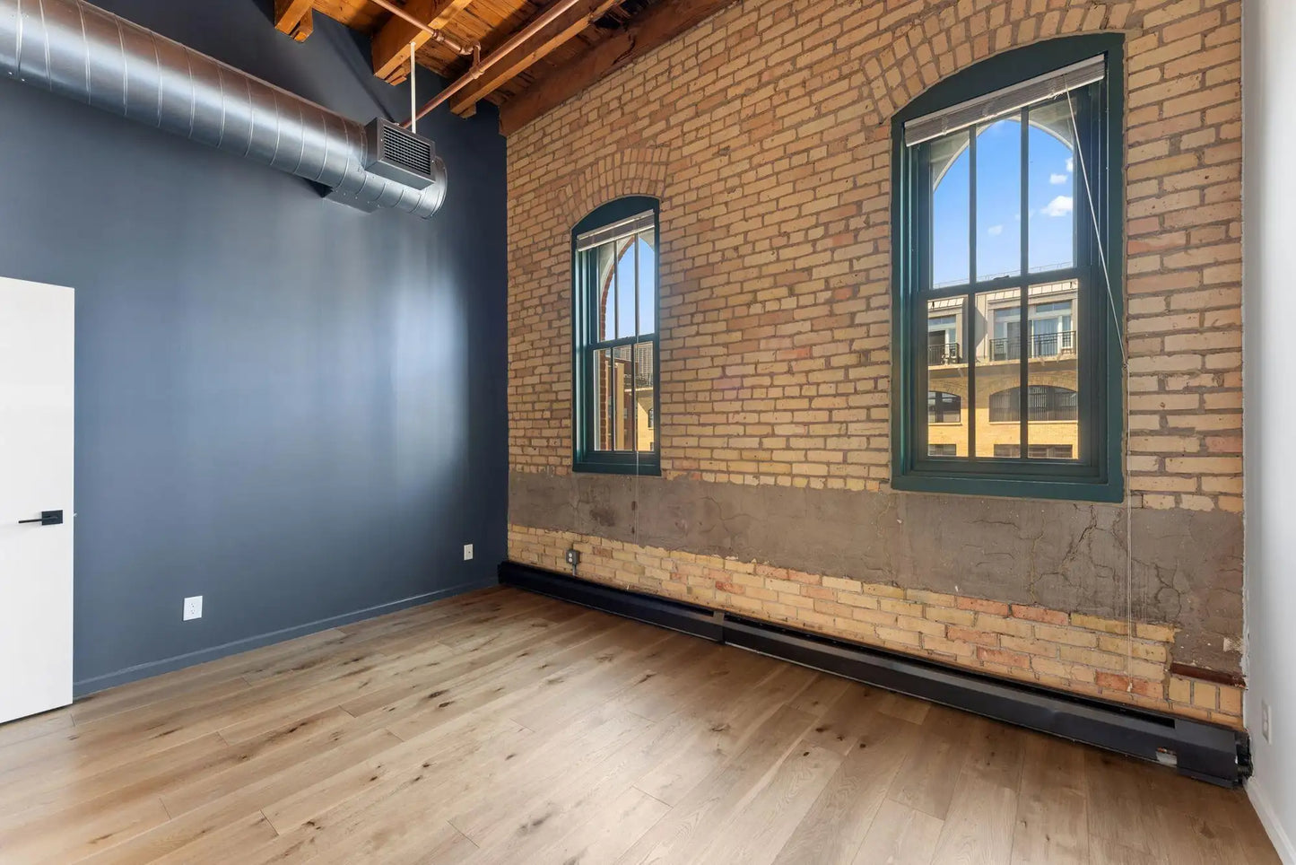 400 1st Street, Minneapolis, MN 55401