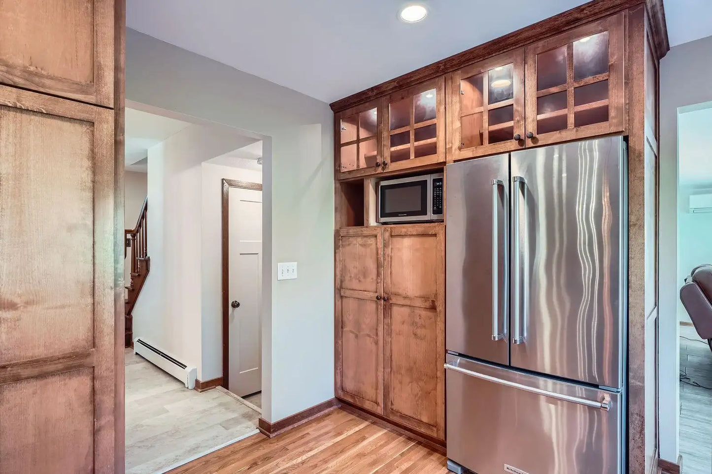 3105 Mcleod Street, Burnsville, MN 55337