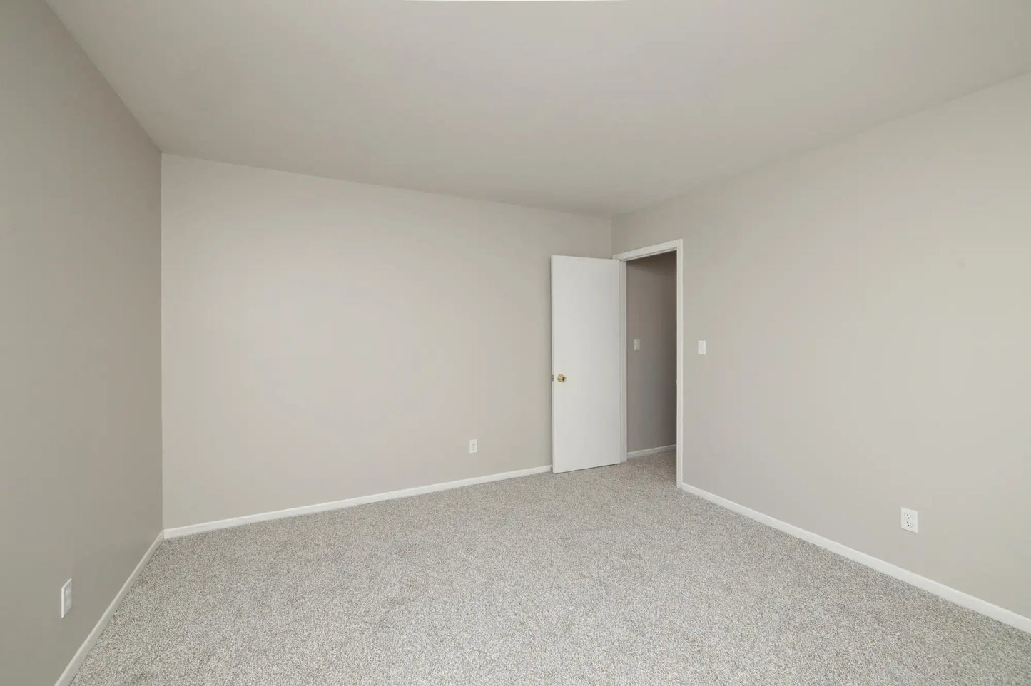 666 Ashland Avenue, Saint Paul, MN 55104
