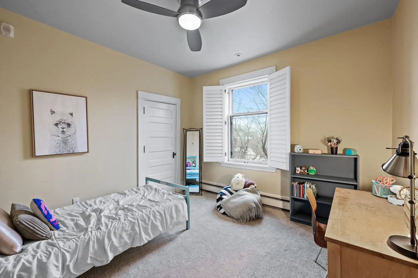 438 Portland Avenue, Saint Paul, MN 55102