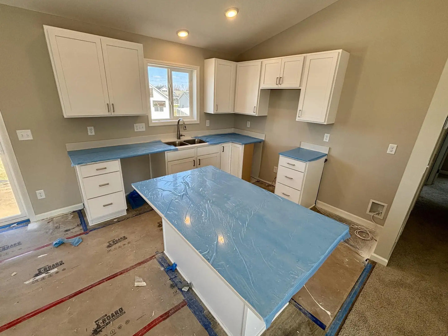 1960 Oak Ridge Street, Hanover, MN 55341