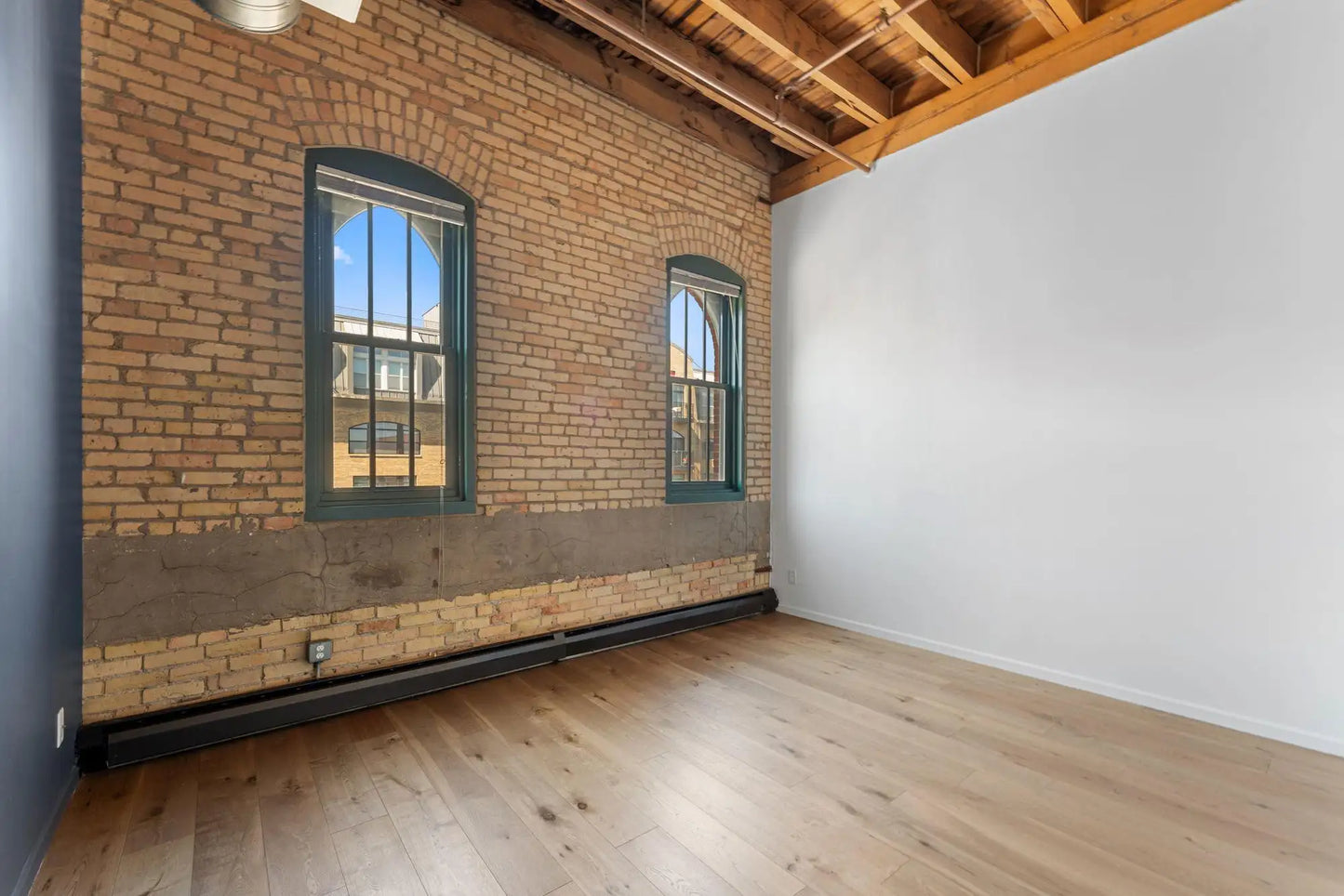 400 1st Street, Minneapolis, MN 55401