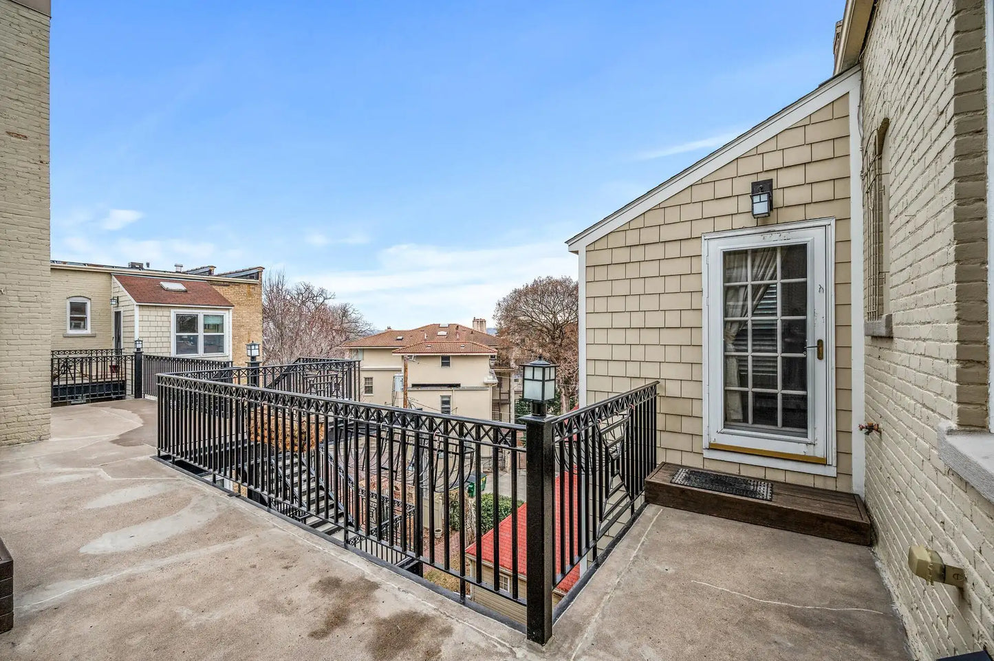 438 Portland Avenue, Saint Paul, MN 55102