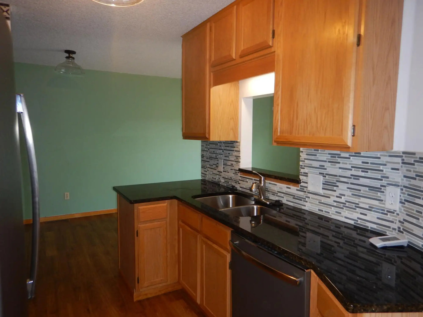 14265 Estates Avenue, Apple Valley, MN 55124