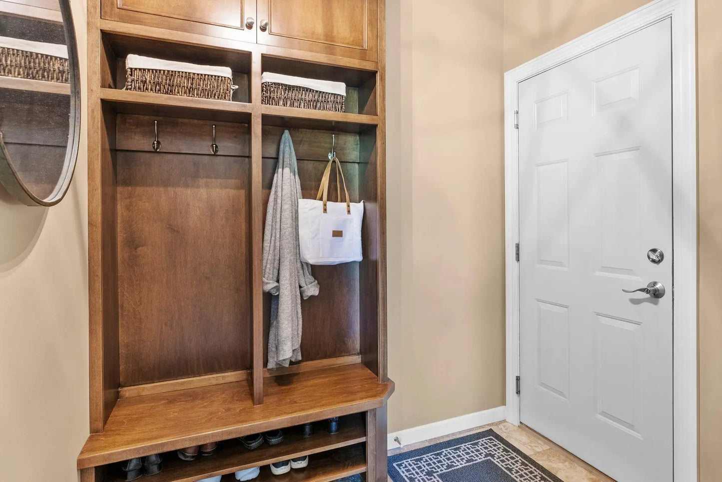1400 Wildflower Lane, Chaska, MN 55318