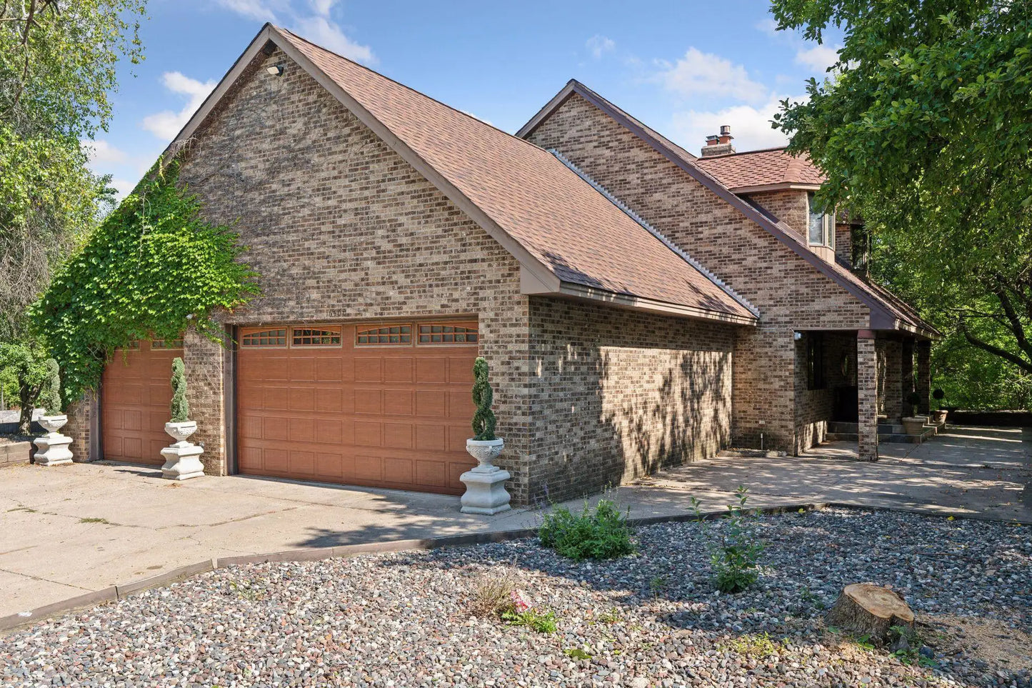 16400 County Road 81 , Maple Grove, MN 55369