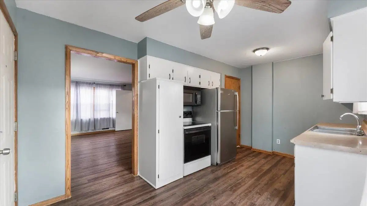 1525 Clarence Street, Saint Paul, MN 55106