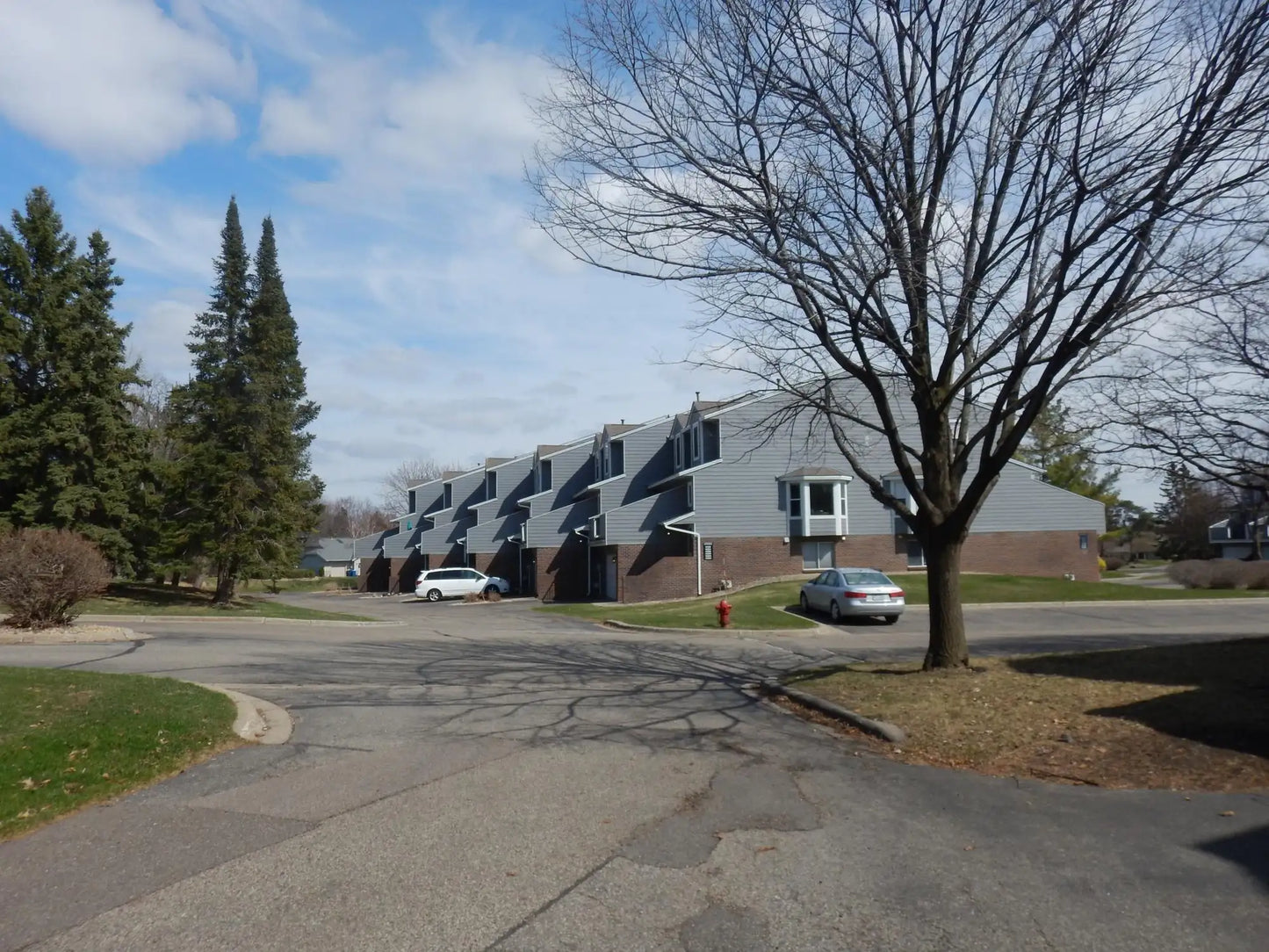 14265 Estates Avenue, Apple Valley, MN 55124