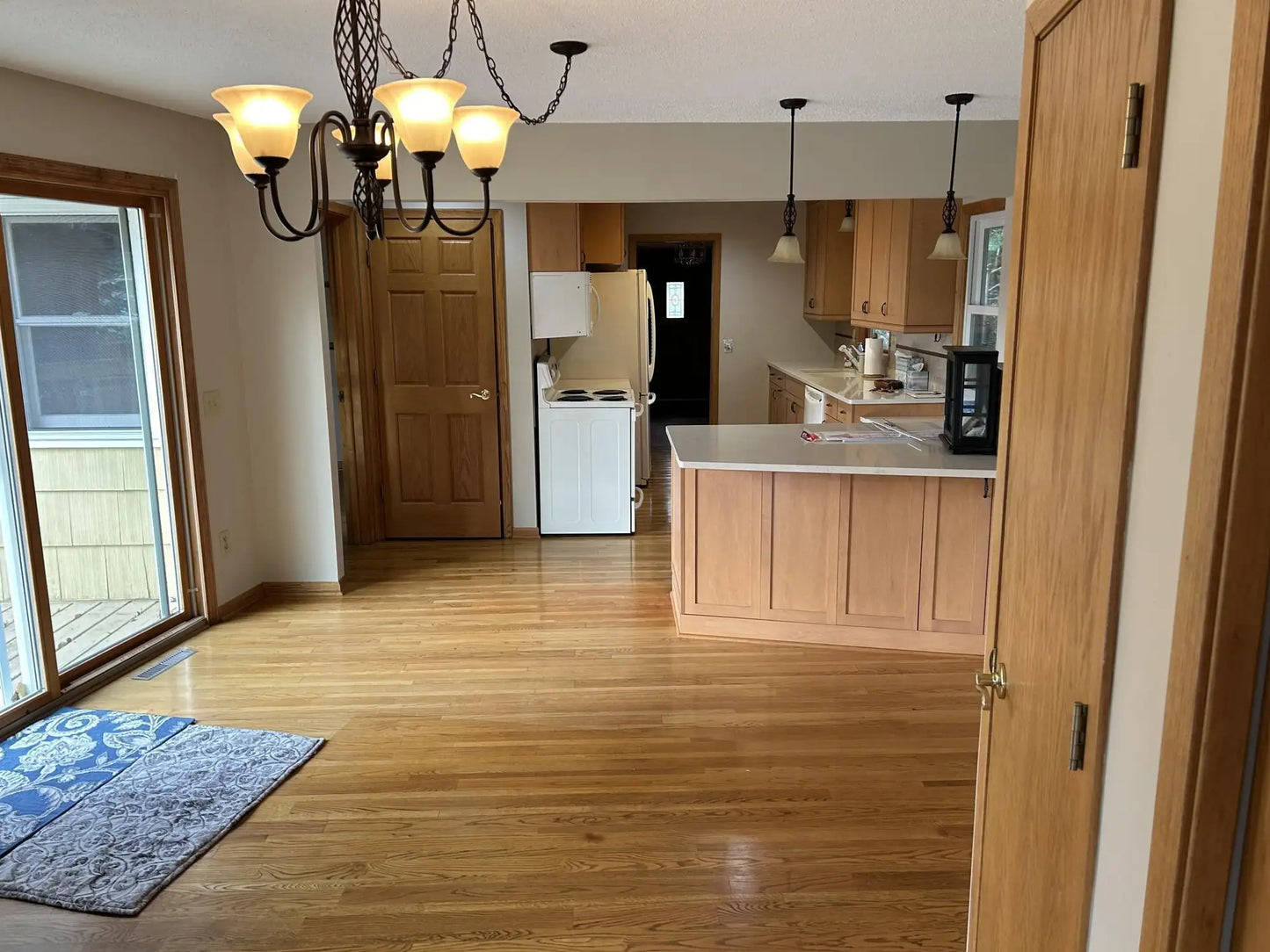 1518 Lone Oak Road, Eagan, MN 55121