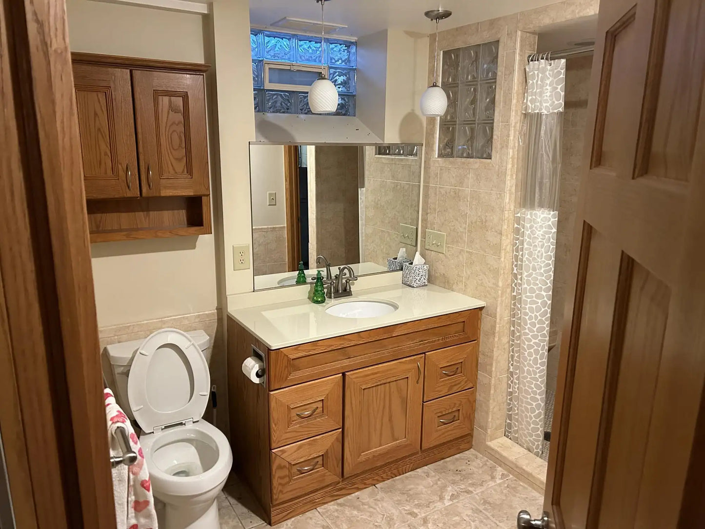 1518 Lone Oak Road, Eagan, MN 55121