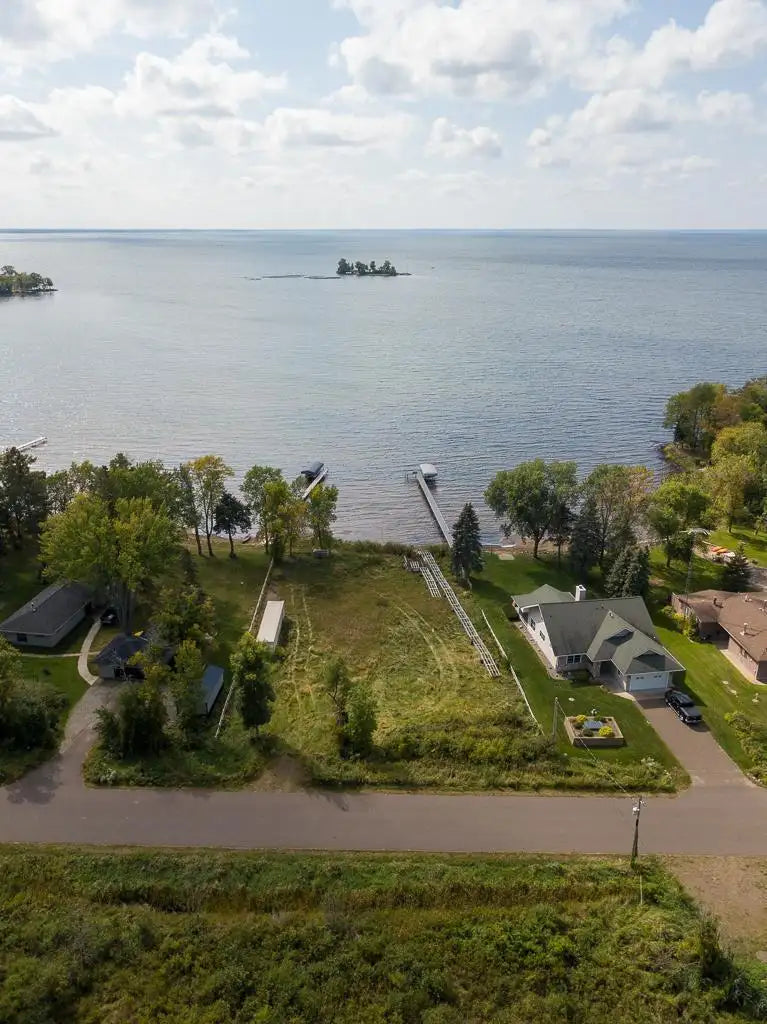 45641 Mille Lacs Parkway, East Side Twp, MN 56342