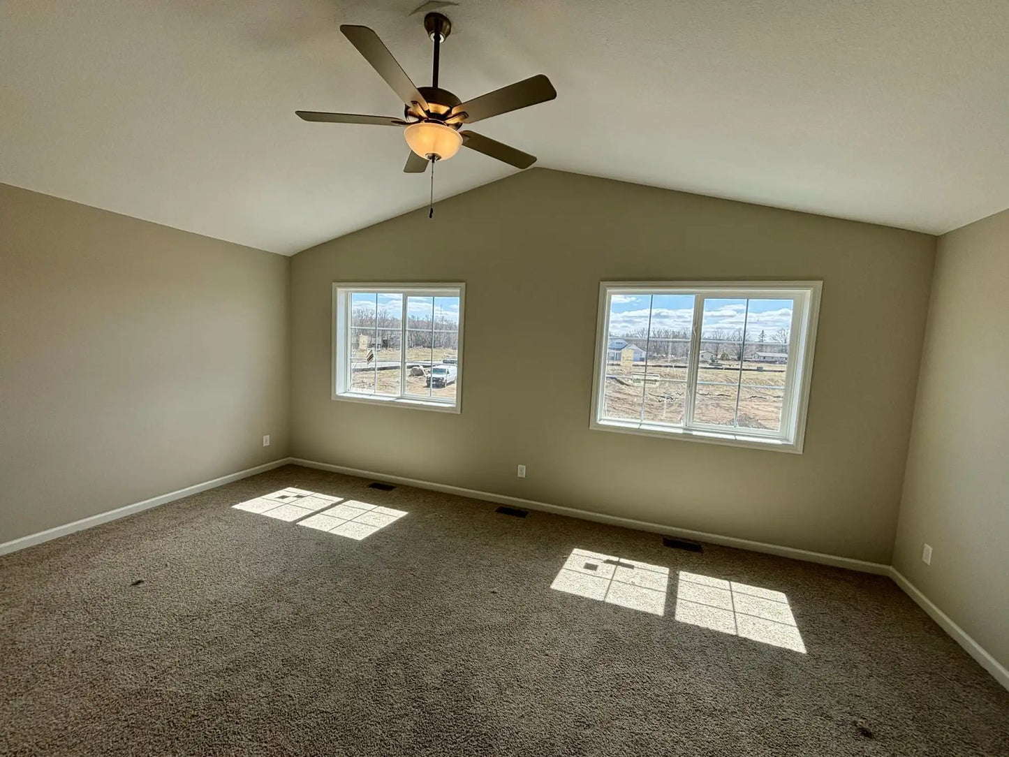 1960 Oak Ridge Street, Hanover, MN 55341