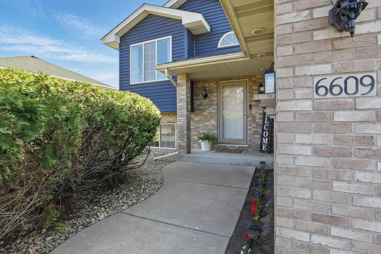 6609 91st Trail, Brooklyn Park, MN 55445