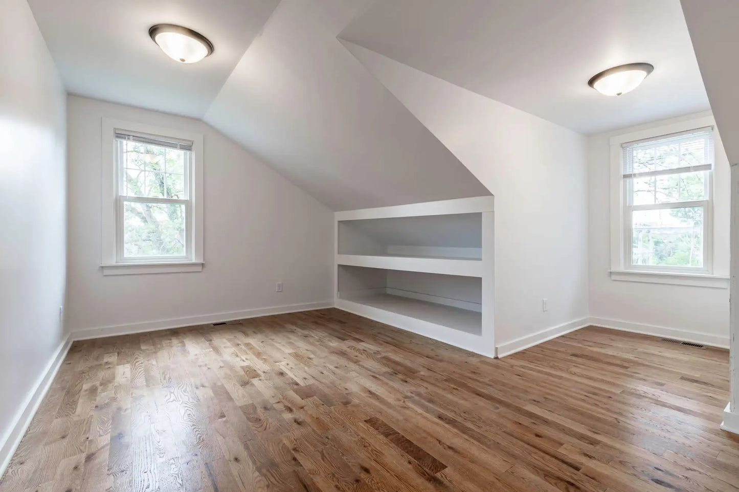 361 Morse Avenue, Excelsior, MN 55331