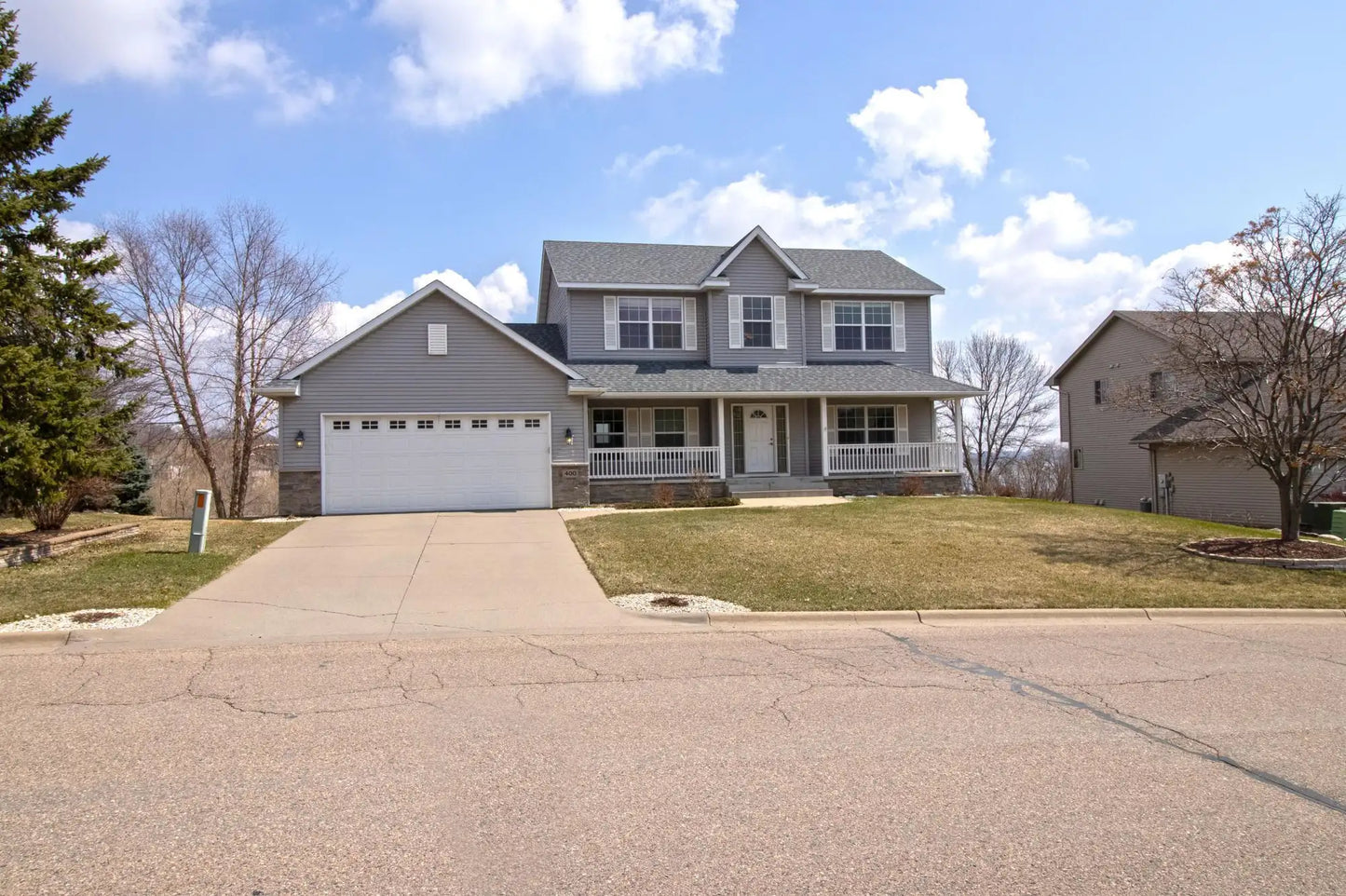 400 Bluffs Parkway, Buffalo, MN 55313
