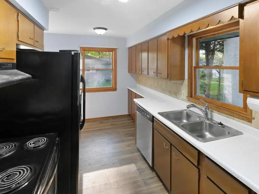 5232 Vincent Avenue, Minneapolis, MN 55430