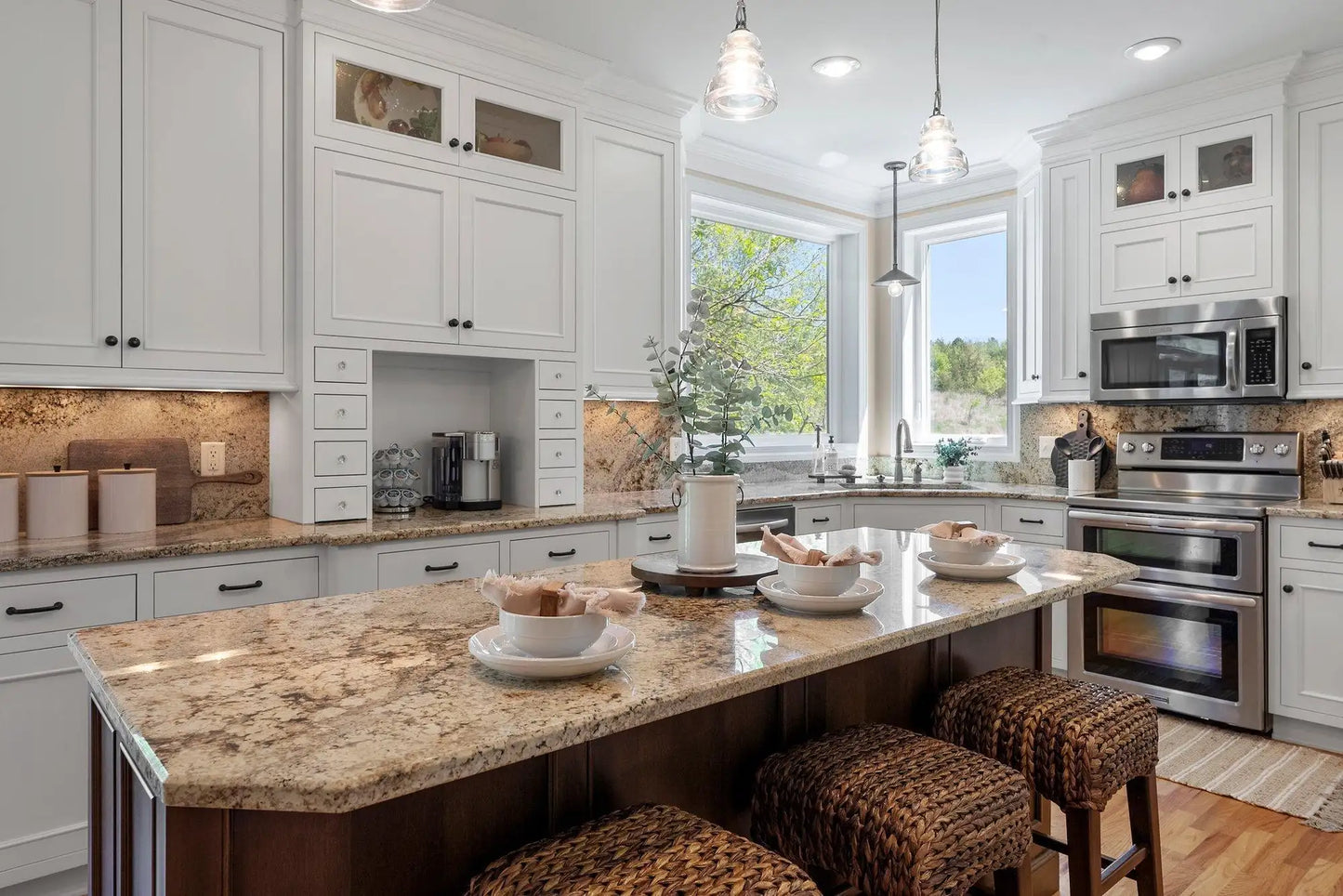 1400 Wildflower Lane, Chaska, MN 55318