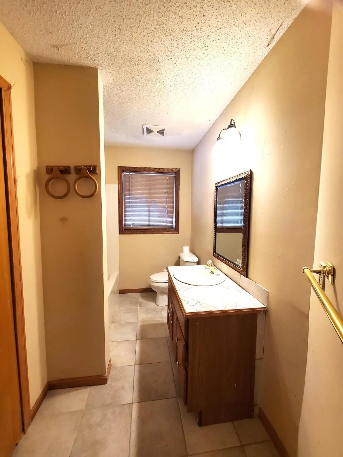 2525 Edinbrook Terrace, Brooklyn Park, MN 55443