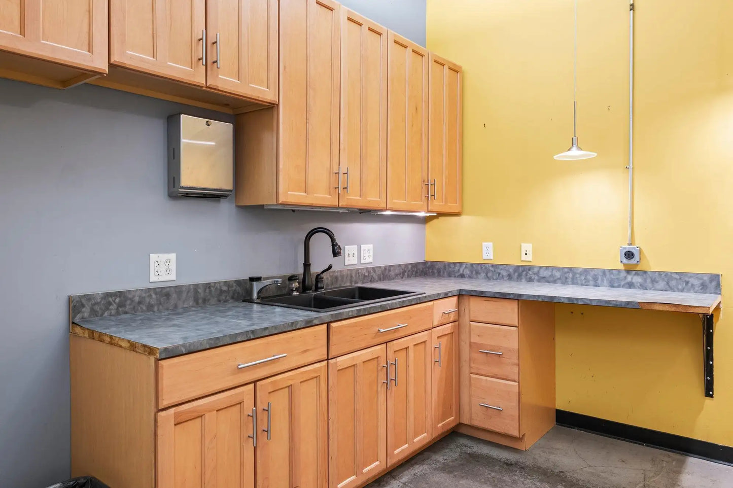 718 Washington Avenue, Minneapolis, MN 55401