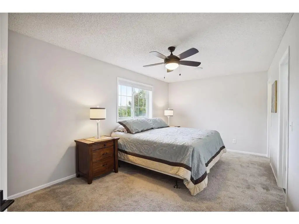 18227 Kerrville Trail, Lakeville, MN 55044