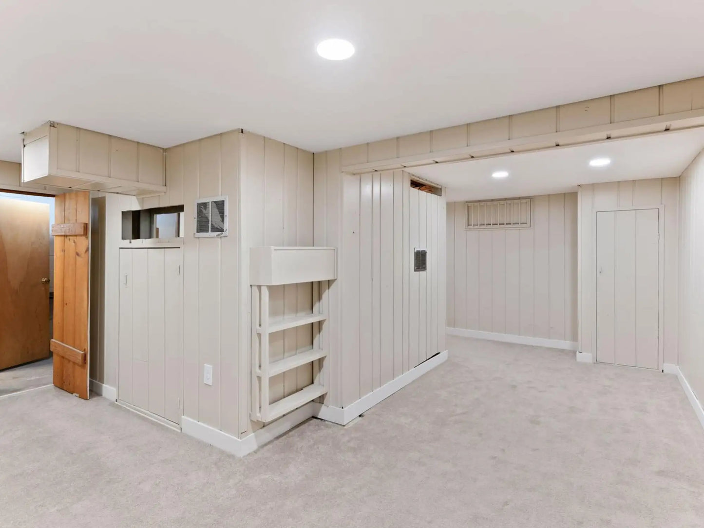 2924 Blackstone Avenue, Saint Louis Park, MN 55416
