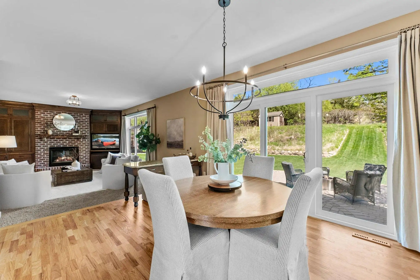1400 Wildflower Lane, Chaska, MN 55318