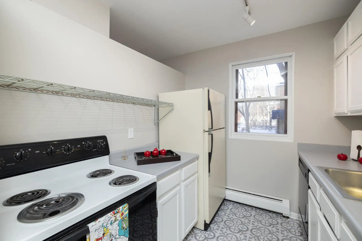 666 Ashland Avenue, Saint Paul, MN 55104