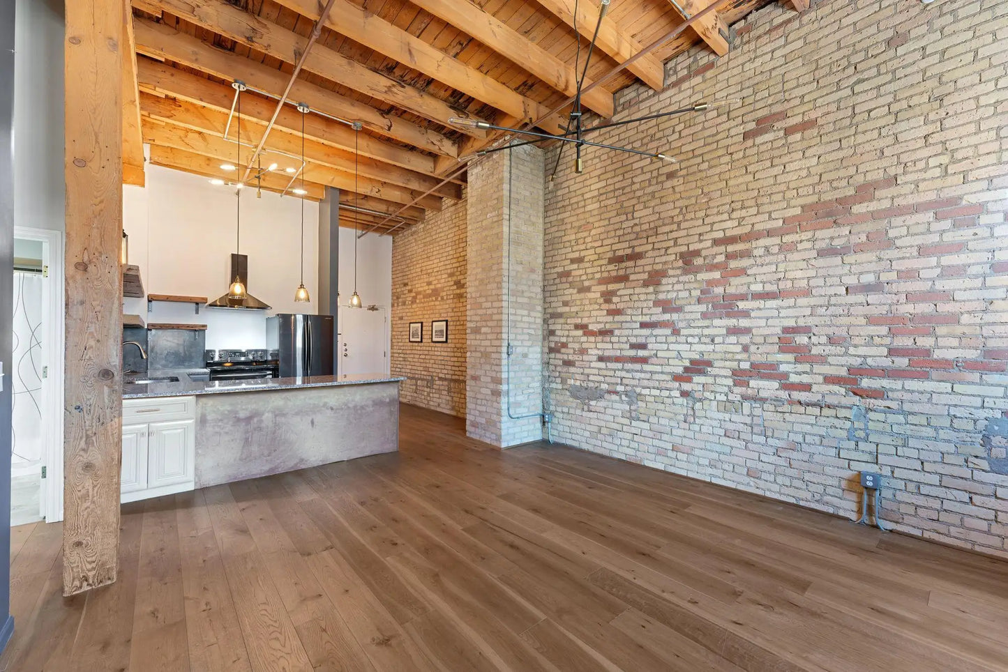 400 1st Street, Minneapolis, MN 55401