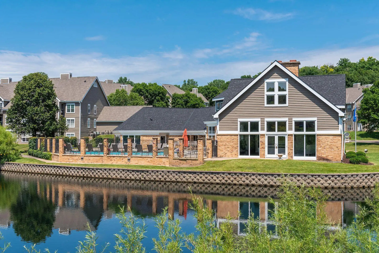 6155 Chasewood Parkway, Minnetonka, MN 55343