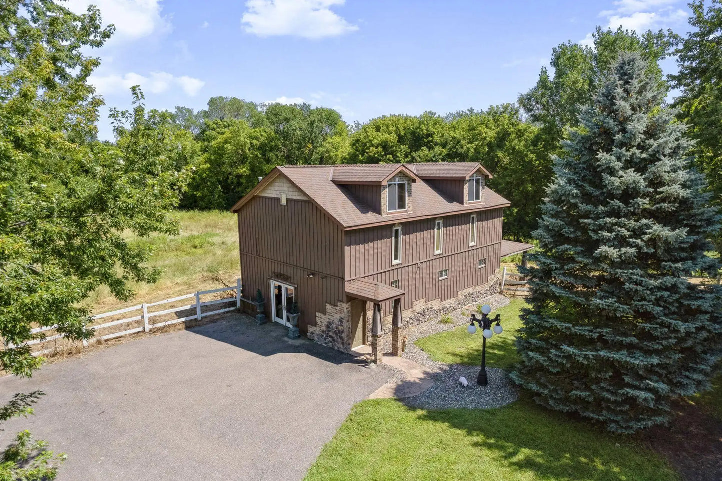 16400 County Road 81 , Maple Grove, MN 55369