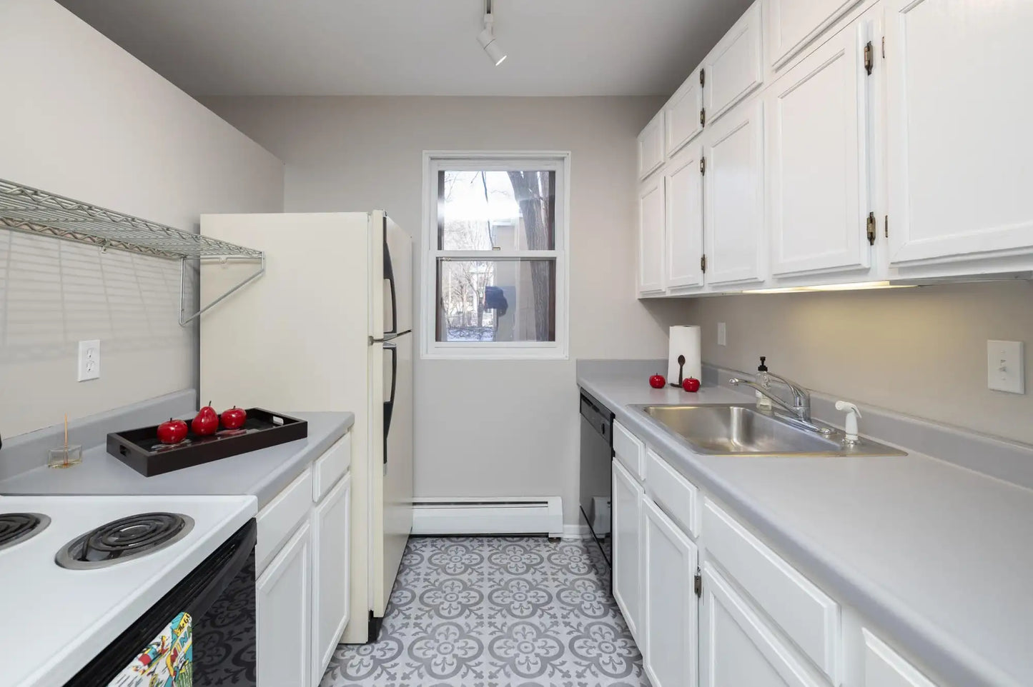 666 Ashland Avenue, Saint Paul, MN 55104