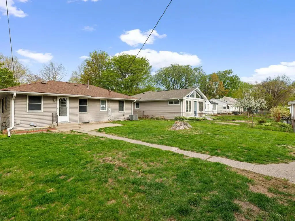 5232 Vincent Avenue, Minneapolis, MN 55430