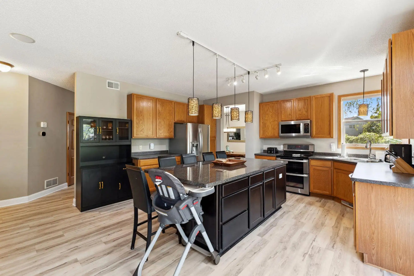 7000 Greenbriar Curve, Shakopee, MN 55379
