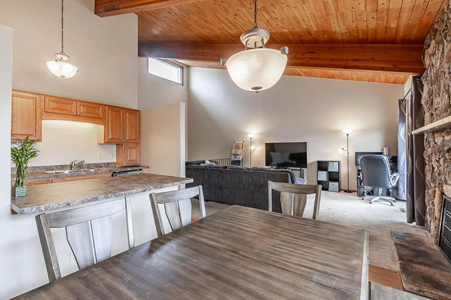 8372 Lower 138th Court, Apple Valley, MN 55124
