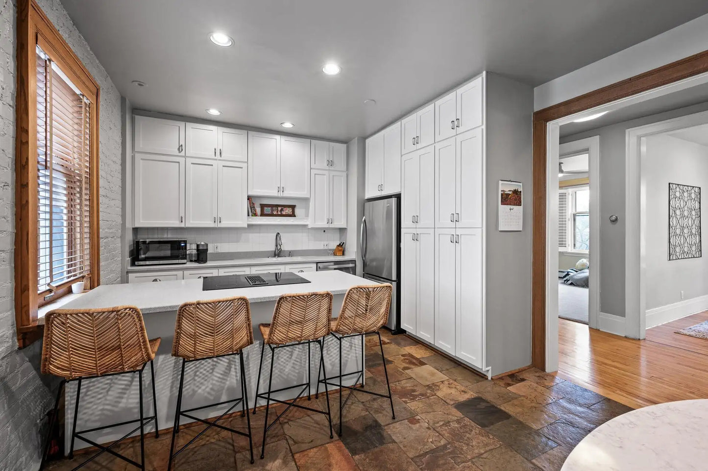 438 Portland Avenue, Saint Paul, MN 55102