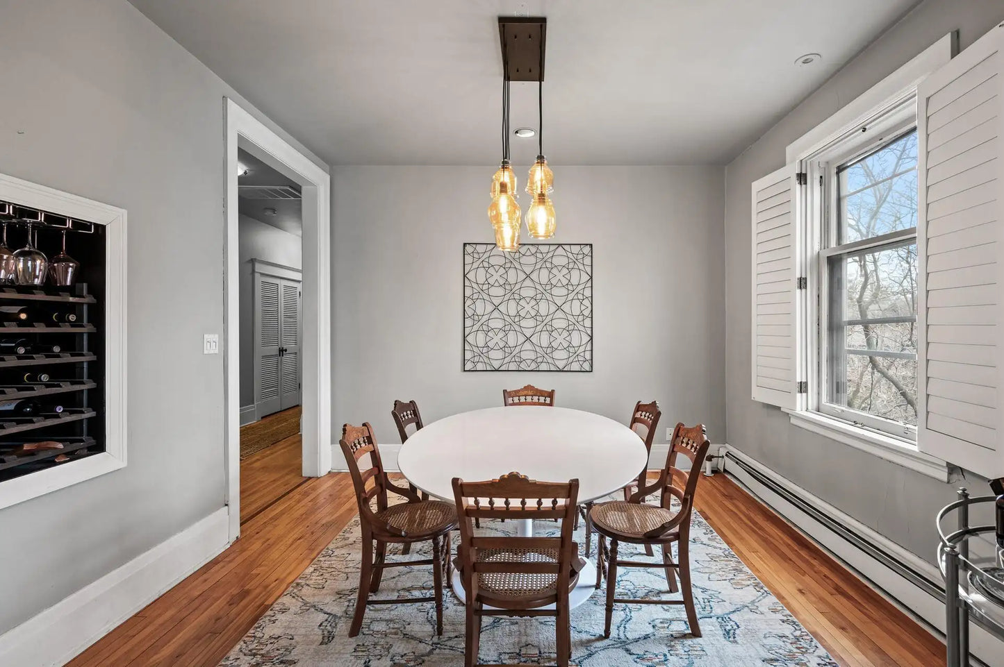 438 Portland Avenue, Saint Paul, MN 55102
