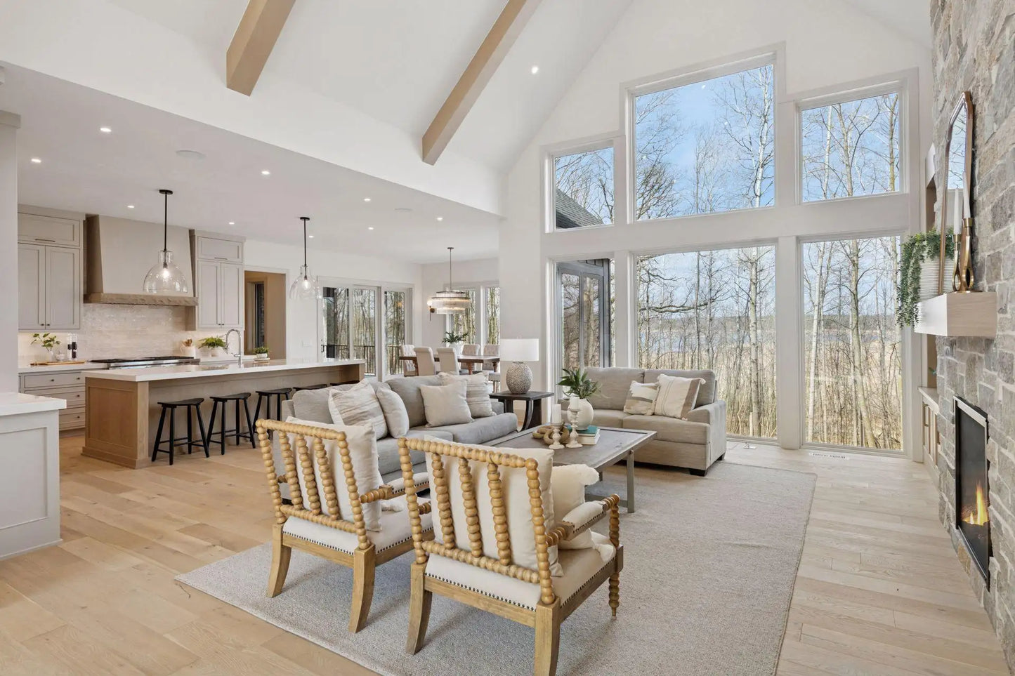 6176 Broadview Avenue, Credit River Twp, MN 55372