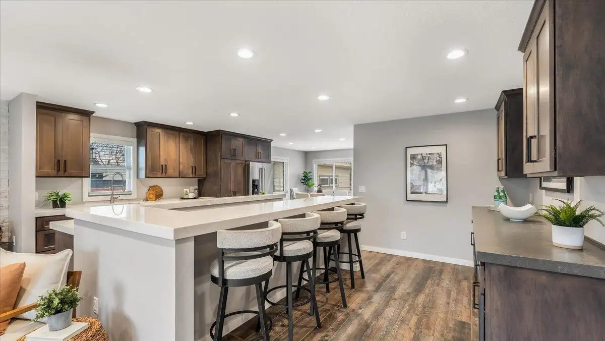 6930 Clay Avenue, Inver Grove Heights, MN 55076