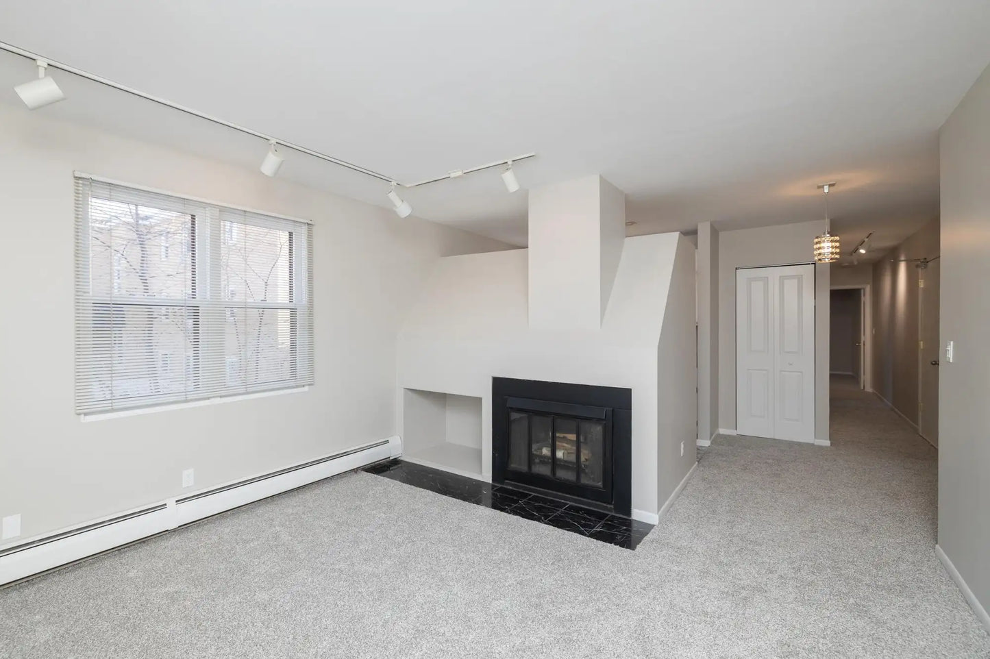 666 Ashland Avenue, Saint Paul, MN 55104