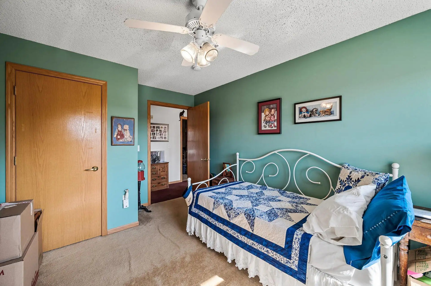 2231 Penn Place, North Saint Paul, MN 55109