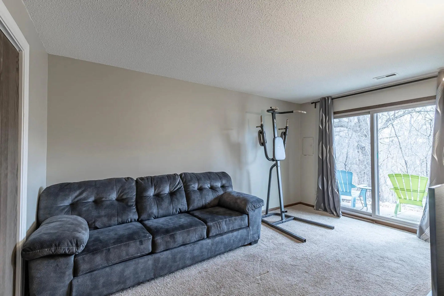 8372 Lower 138th Court, Apple Valley, MN 55124