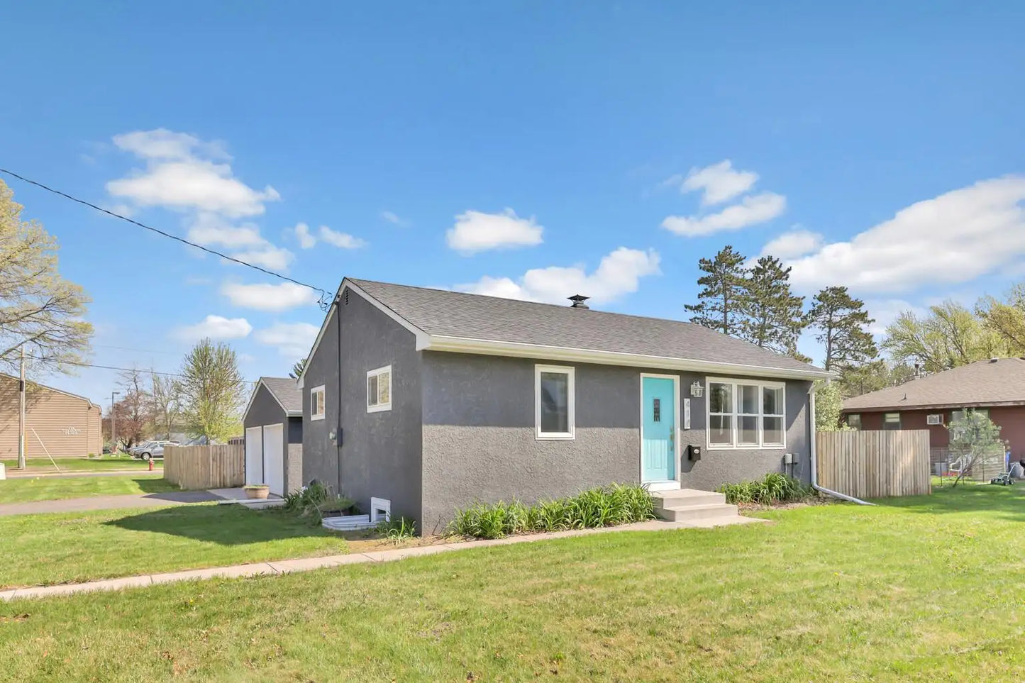 414 5th Avenue, Cambridge, MN 55008