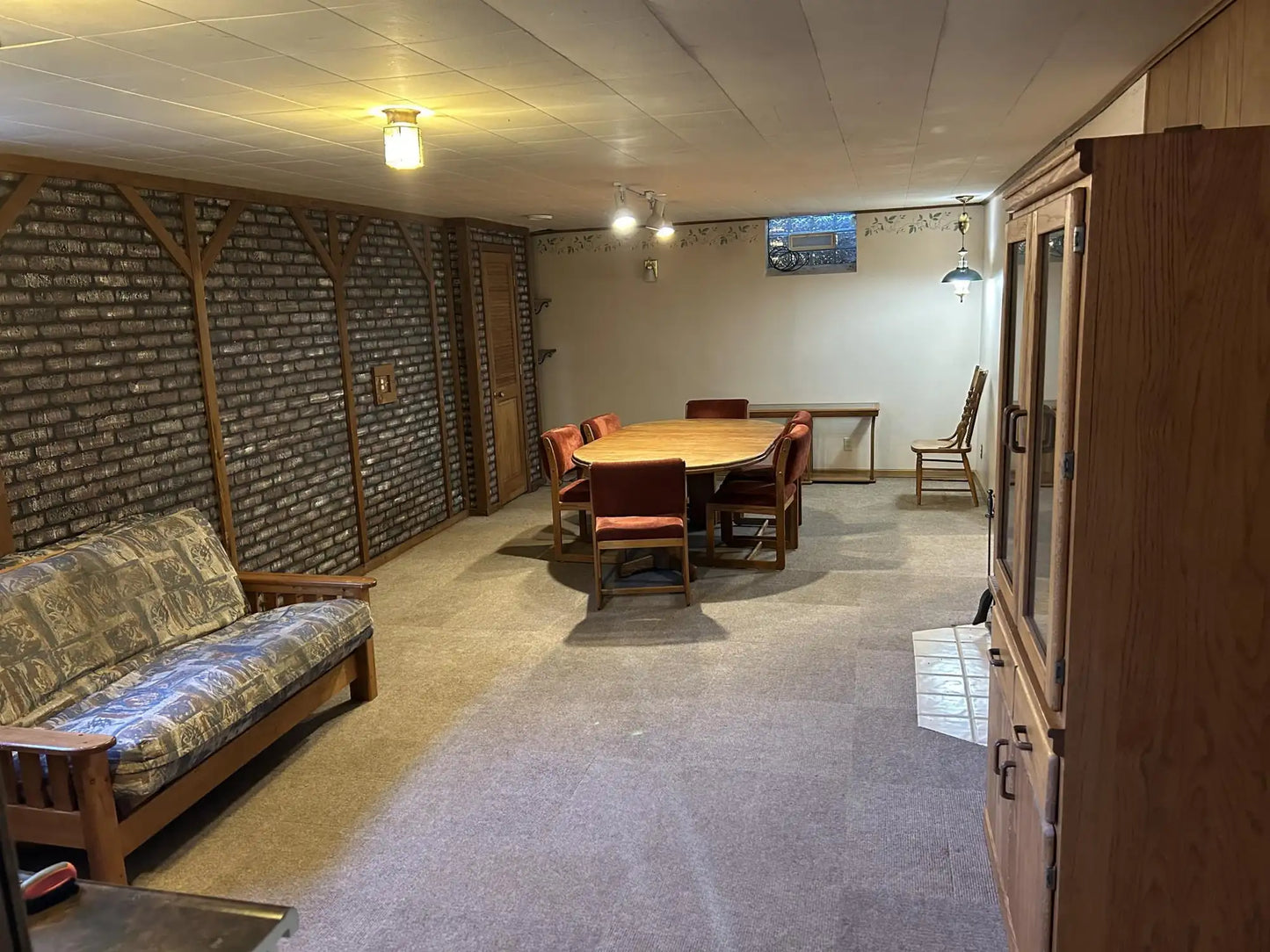 1518 Lone Oak Road, Eagan, MN 55121