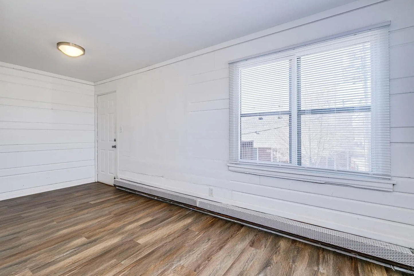 609 Dale Street, Saint Paul, MN 55103